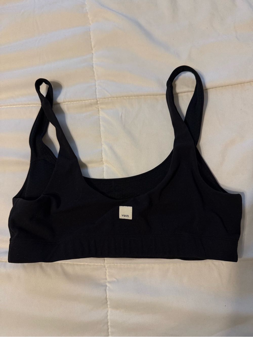 Vuori Black Seamless Scoop Sports Bralette - Picture 2 of 3
